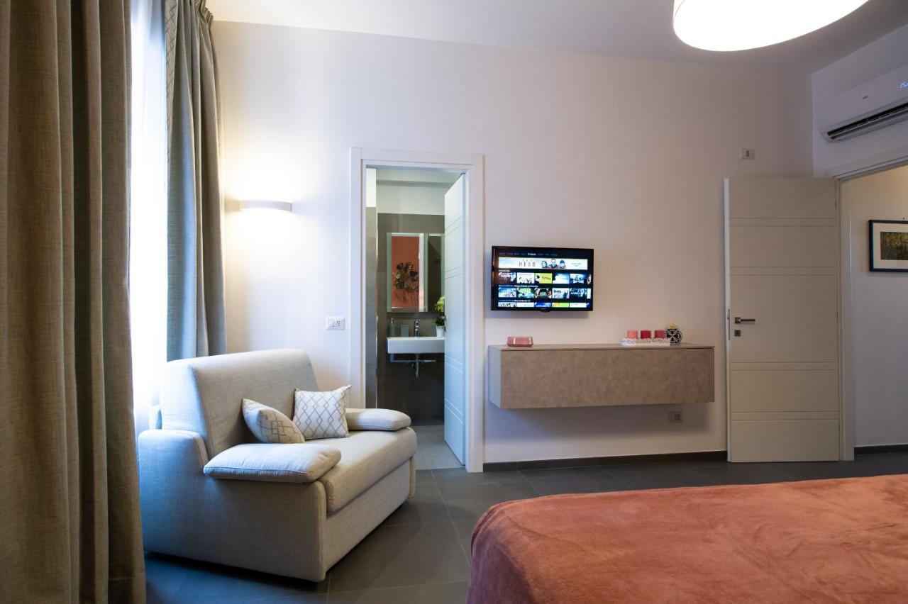 Clover - 13 Piazza Pio Xi Apartment Rome