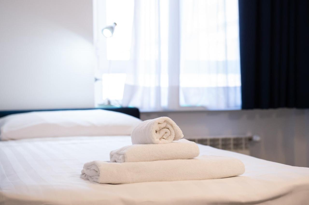 Apartment Clover - 13 Piazza Pio Xi Rome